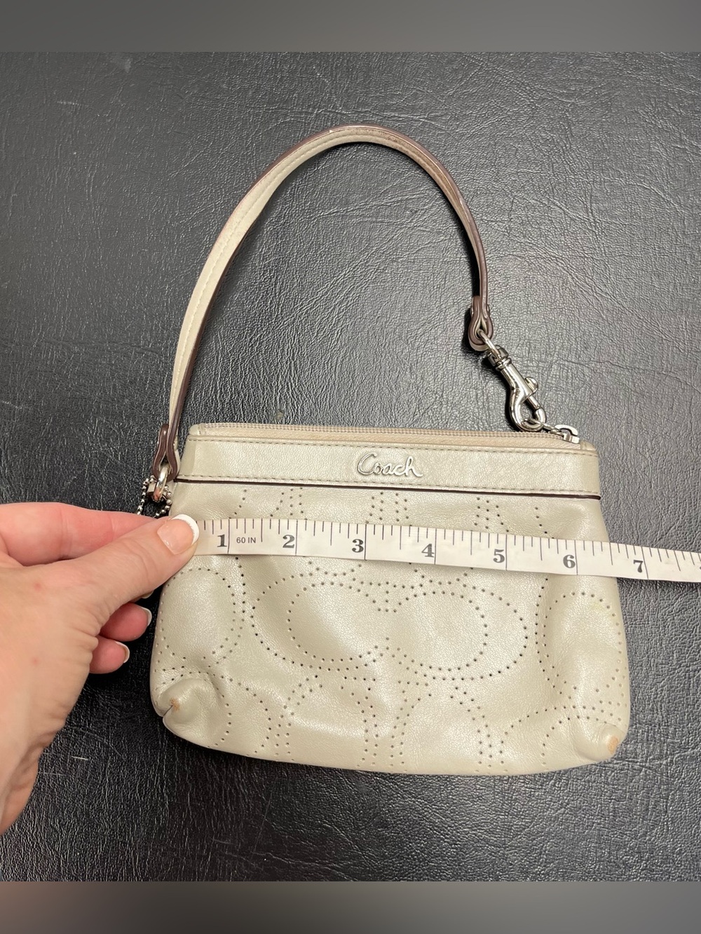 Coach perforated leather wristlet - Picture 3 of 8